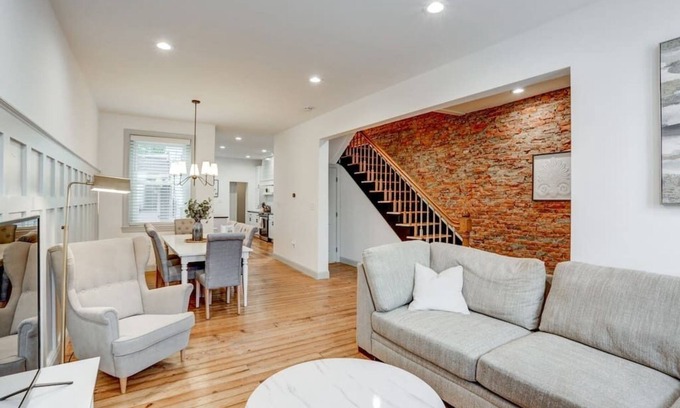 Lancaster House | Luxury Manor on Mulberry in the heart of Downtown Lanc