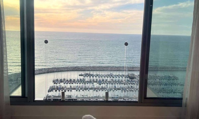 Ashkelon Apartment | Luxury Marina Mini-Penthouse