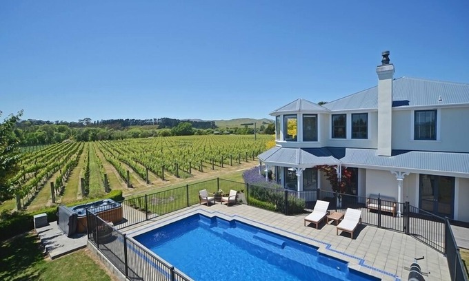 Martinborough House | Luxury Martinborough Retreat – Pool, Spa & Games Room