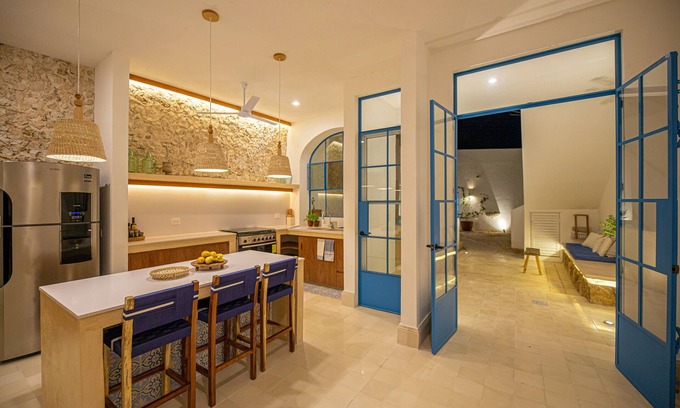Barrio de Santiago House | Luxury mediterranean Villa, perfect location