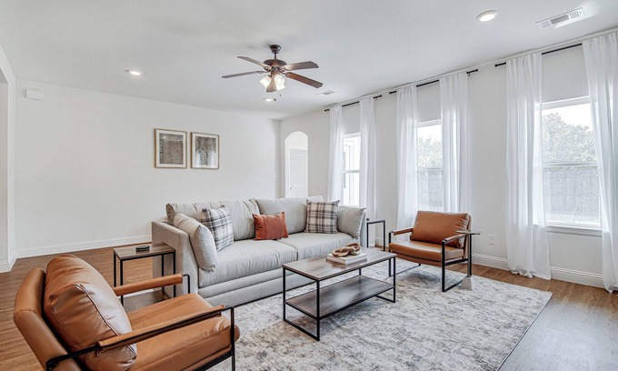 Fort Worth House | Luxury Meets Comfort: Your Dream Stay Awaits!