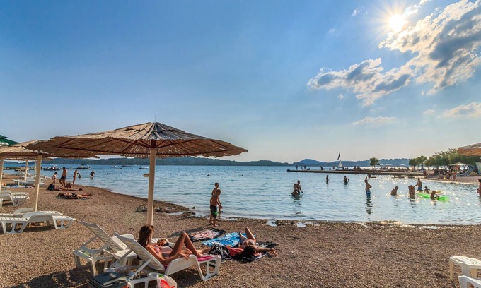 Vodice RV Rental | Luxury Mobile Homes - Villa Vita 4