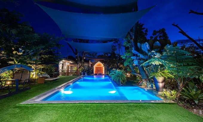 Pulilan Resort | Luxury Modern Cabin in Bulacan w/Pool Near Manilann