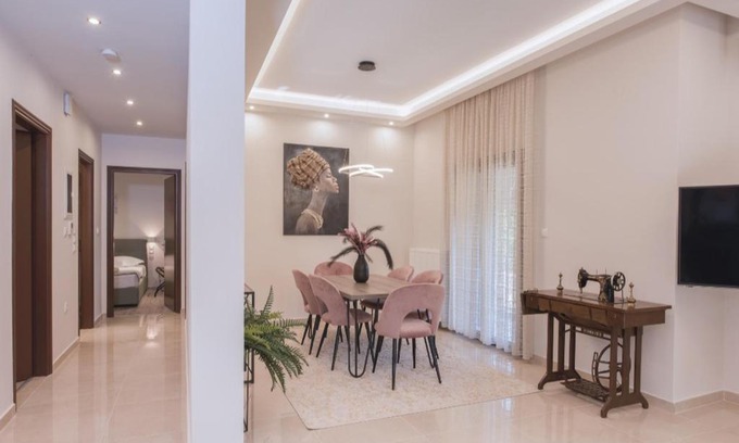 Ioannina Apartment | Luxury Moi Apartment in Bafra Village