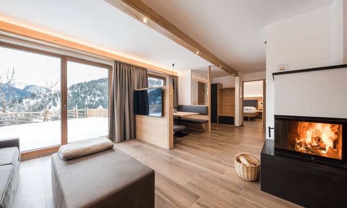 Santa Valburga Apartment | Luxury Mountain Apartment - Alpinence