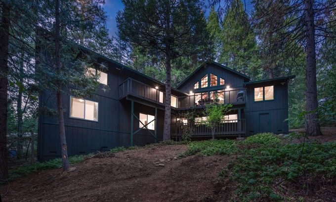 Apple Hill Cabin | Luxury Mountain Home - Families - Apple Hill - Game Room