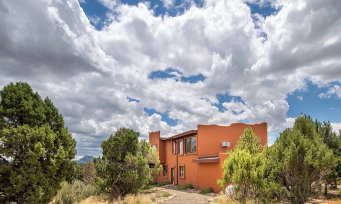 Cortez House | Luxury Mountain Home In Dolores! Privacy, Splendor, And Views For Miles!
