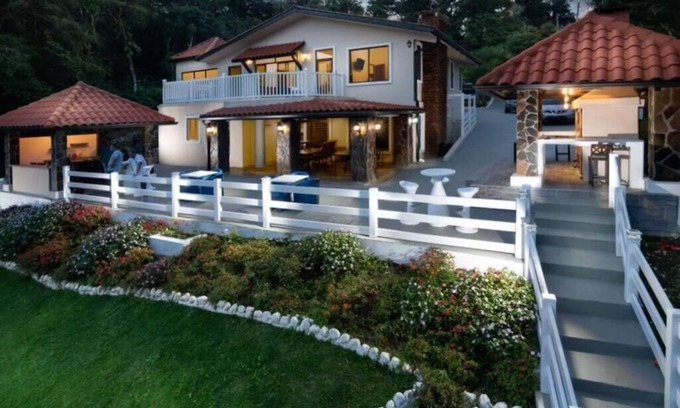 Altos del Maria House | Luxury Mountain House with pool & cinema