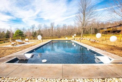 Windham Villa | Luxury Mountain Mansion Huge Pool, Sauna, 7000sqft