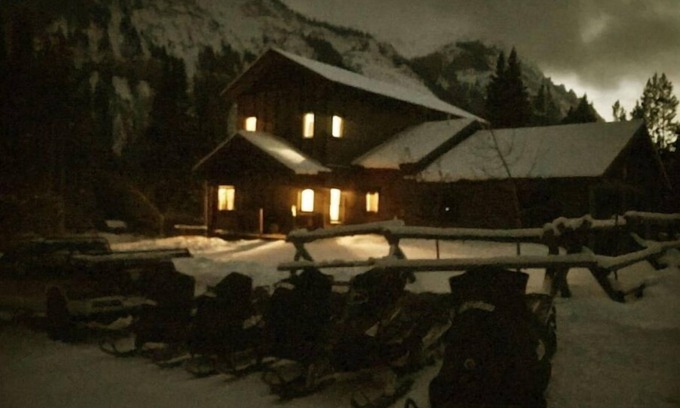 Cooke City-Silver Gate House | Luxury Mountain Retreat Cooke City