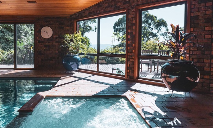 Kalorama House | Luxury mountain retreat - pool, spa, sauna