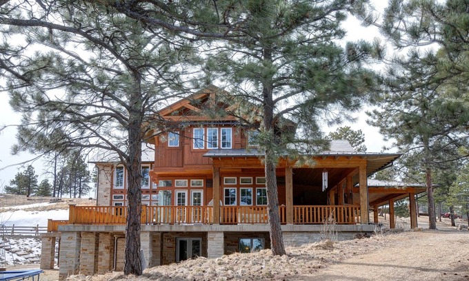 Boulder House | Luxury Mountain Retreat 10 Minutes to Pearl St.