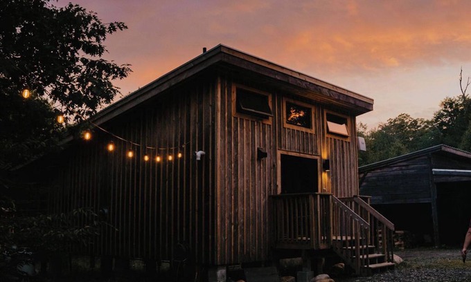 Lake of Bays Cabin | Luxury Muskoka Eco-Cabin w/60 Acres of Private Hiking Trails