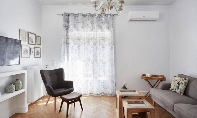 Mousio Apartment | Luxury n Chic Athens Museum Apt