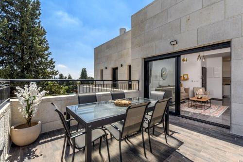 Emek Refaim Apartment | Luxury New 2BR at Emek Refaim