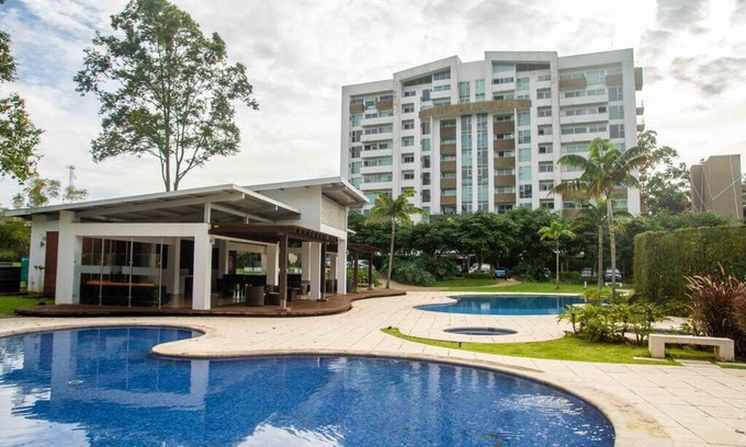 Heredia Apartment | Luxury NEW Apt -24/7 sec- 10 min from SJO Airport