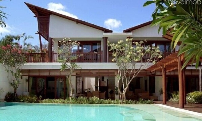 Sanur Kauh Villa | Luxury Nice Spacious 6 BR Family Villa Walk to Sanur Beach