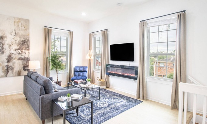 Broadmoor House | Luxury NOLA House w/6 Bedrooms