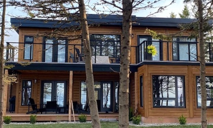 Charlotte's Shore House | Luxury Ocean Beach House - Amazing Views, Private Beach, Great Fishing!