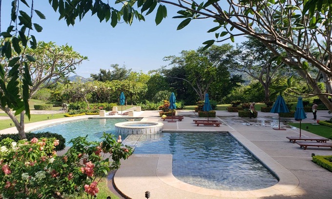 Playa Conchal Resort | Luxury ocean-view 4br condo in stunning Reserva Conchal!