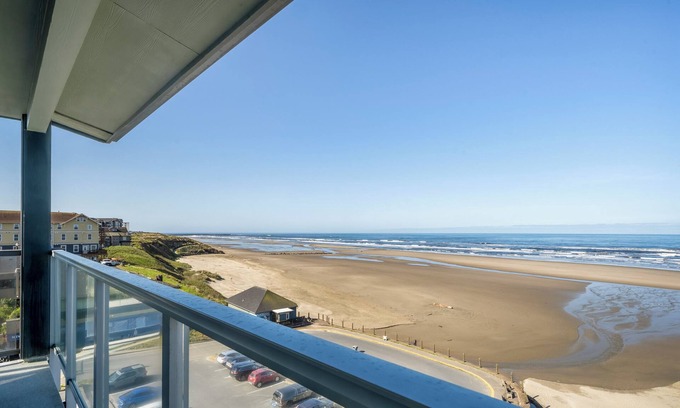 Eddyville Condo | Luxury Oceanfront Retreat – Elegance & Panoramic Views on the Oregon Coast