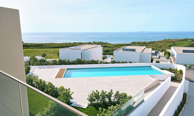 Atalaia Apartment | LUXURY OCEANFRONT WITH SHARED POOL - 24H