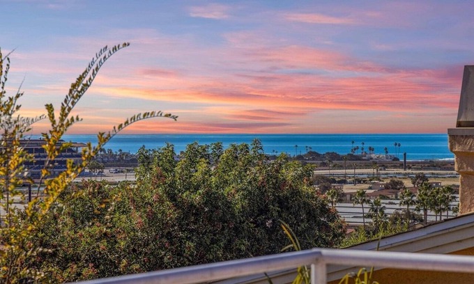 Solana Beach Villa | Luxury Oceanview Hilltop Villa w/Private Pool