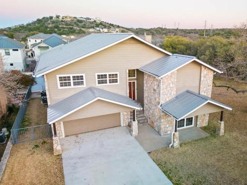 Horseshoe Bay House | Luxury on Lake LBJ with Hot Tub Firepit & Boat Slip