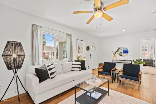Hillcrest House | Luxury on Lewis By Cardo - Jacuzzi Fire Pit