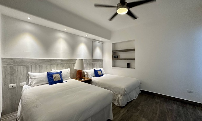 Zona Hotelera Apartment | LUXURY ONE BEDROOM APARTMENT ★ 2 Double Beds with LAGOON VIEW