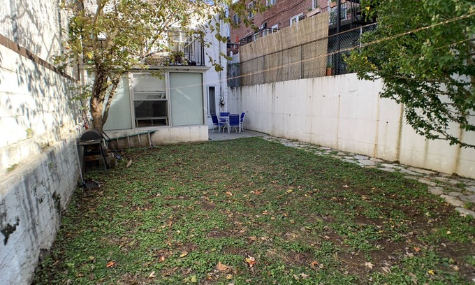 Flatlands House | Luxury One bedroom with private garden