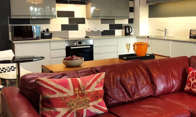 Newcastle-upon-Tyne Apartment | Luxury Ouseburn flat with city & river views