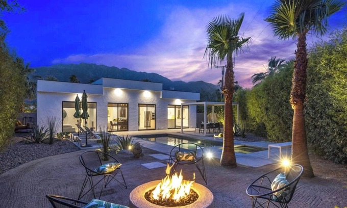 Racquet Club Estates House | Luxury Palm Springs Home with Pool and Spa