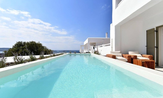 Glisidia Villa | Luxury Paros Villa | Villa Kallihroe | Privacy & Luxury | Private Pool | Sleeps.