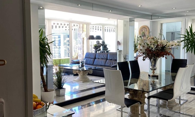 Castillejos Condo | Luxury Penthouse in Madrid.s Sky