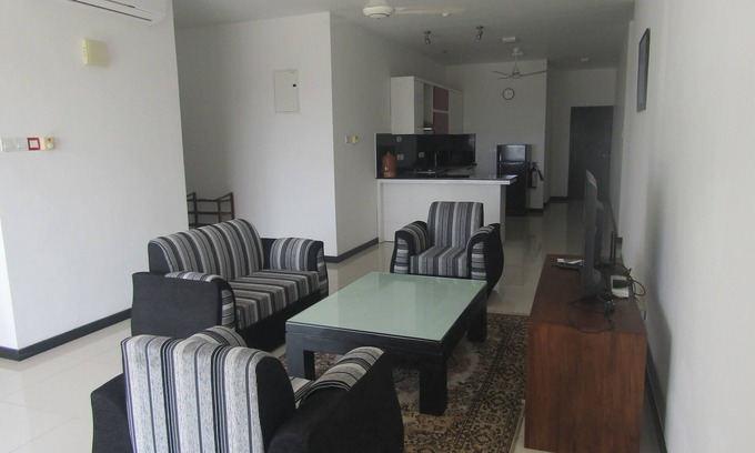 Rajagiriya Apartment | Luxury Penthouse Suite at The Highness Rajagiriya