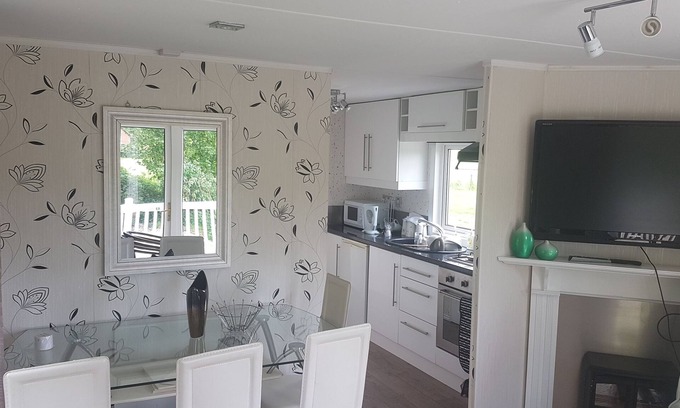 Winterborne Whitechurch Cabin | Luxury Pine Wood Lodge, situated in beautiful Dorset Countryside,attractions nr