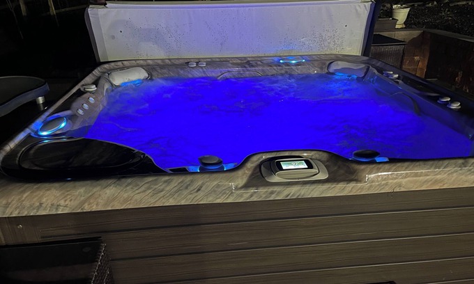 East Stroudsburg House | Luxury Poconos retreat with hot tub, sauna, fire pit & patio