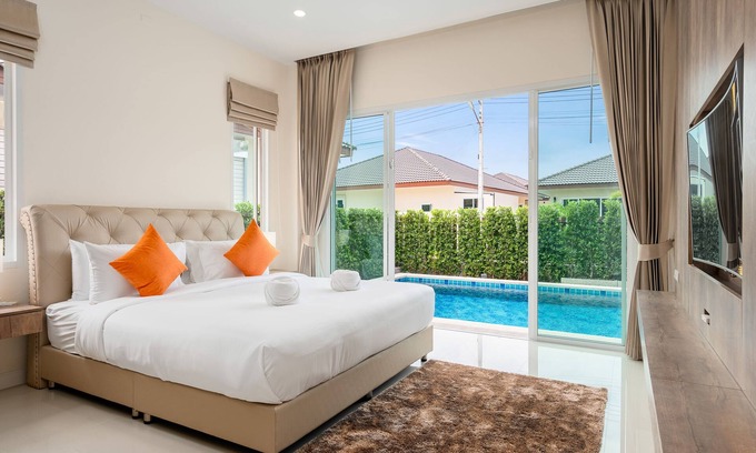 Huai Yai Villa | Luxury Pool Villa A18