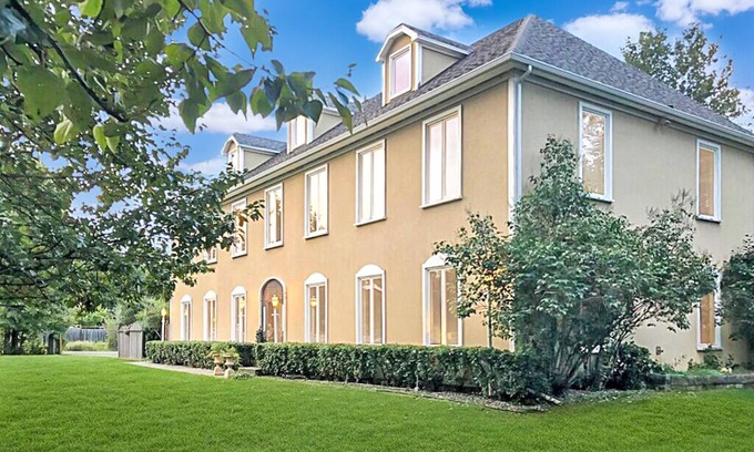 Rabbit Creek House | Luxury & Privacy Perfected: Estate Home Charm with Boutique Hotel Flair