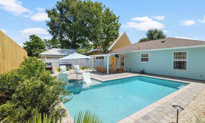 Riviera Beach House | Luxury Private Pool + 8-min Walk to Beach, Fast WiFi + Family Friendly