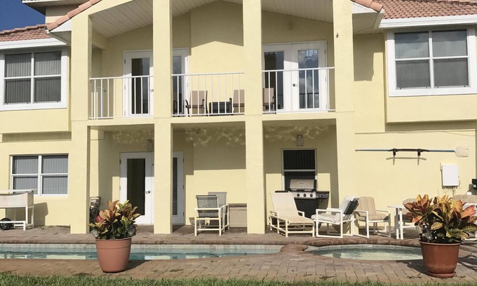 Calulantic House | Luxury private 3 story home in Ponce Inlet