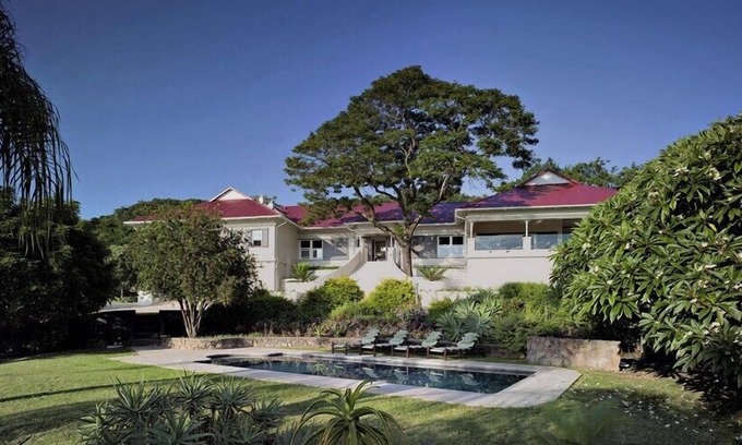 White River Villa | Luxury Private Villa for 6 guests/Fully Catered/20 mins from Kruger Park