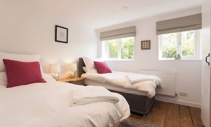 Stratford-upon-Avon Cottage | Luxury & quaint cottage in Stratford Upon Avon