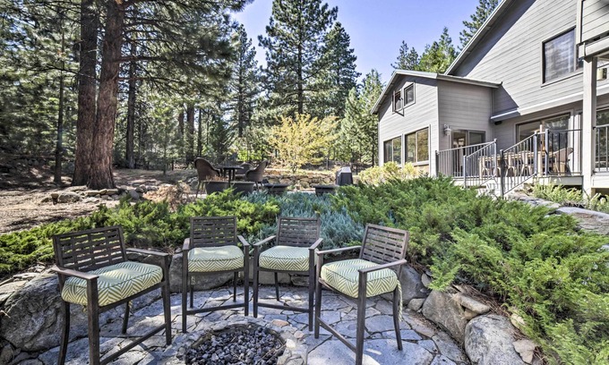 Galena Forest Estates House | Luxury Reno Getaway ~ 8 Mi to Mt Rose Ski!