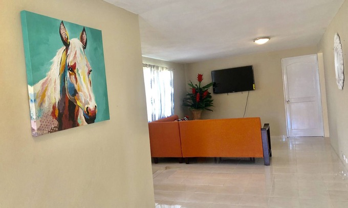 Santo Domingo Este House | Luxury Residencia De Rodriguez - Breakfast included