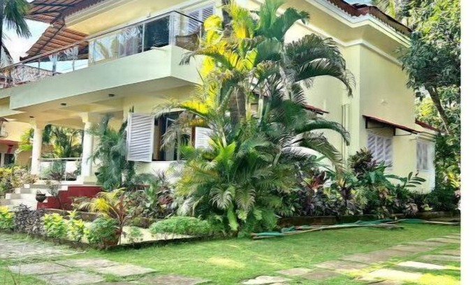 Cavelossim Villa | Luxury River front large 3 Bed serene villa Goa