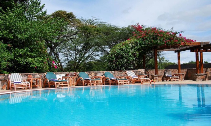Maasai Mara Cabin | Luxury Room with Pool & Parking | Maasai Mara Safari Lodge Stay