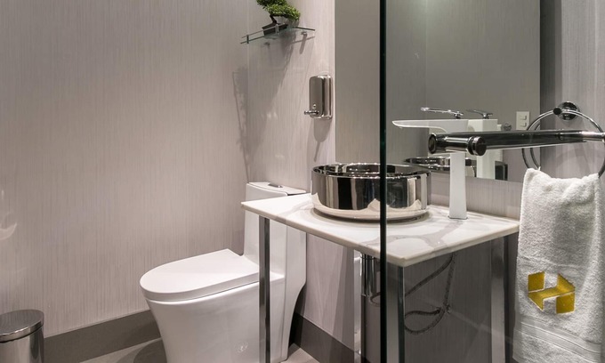 Lalinde Hotel | Luxury Room with view