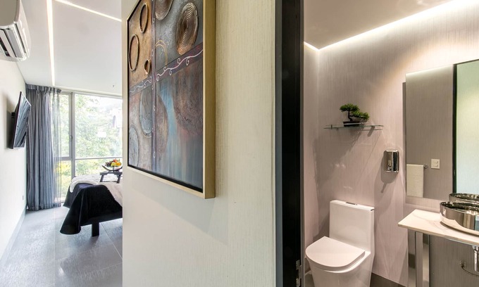 El Poblado Hotel | Luxury Room with View, Balcony